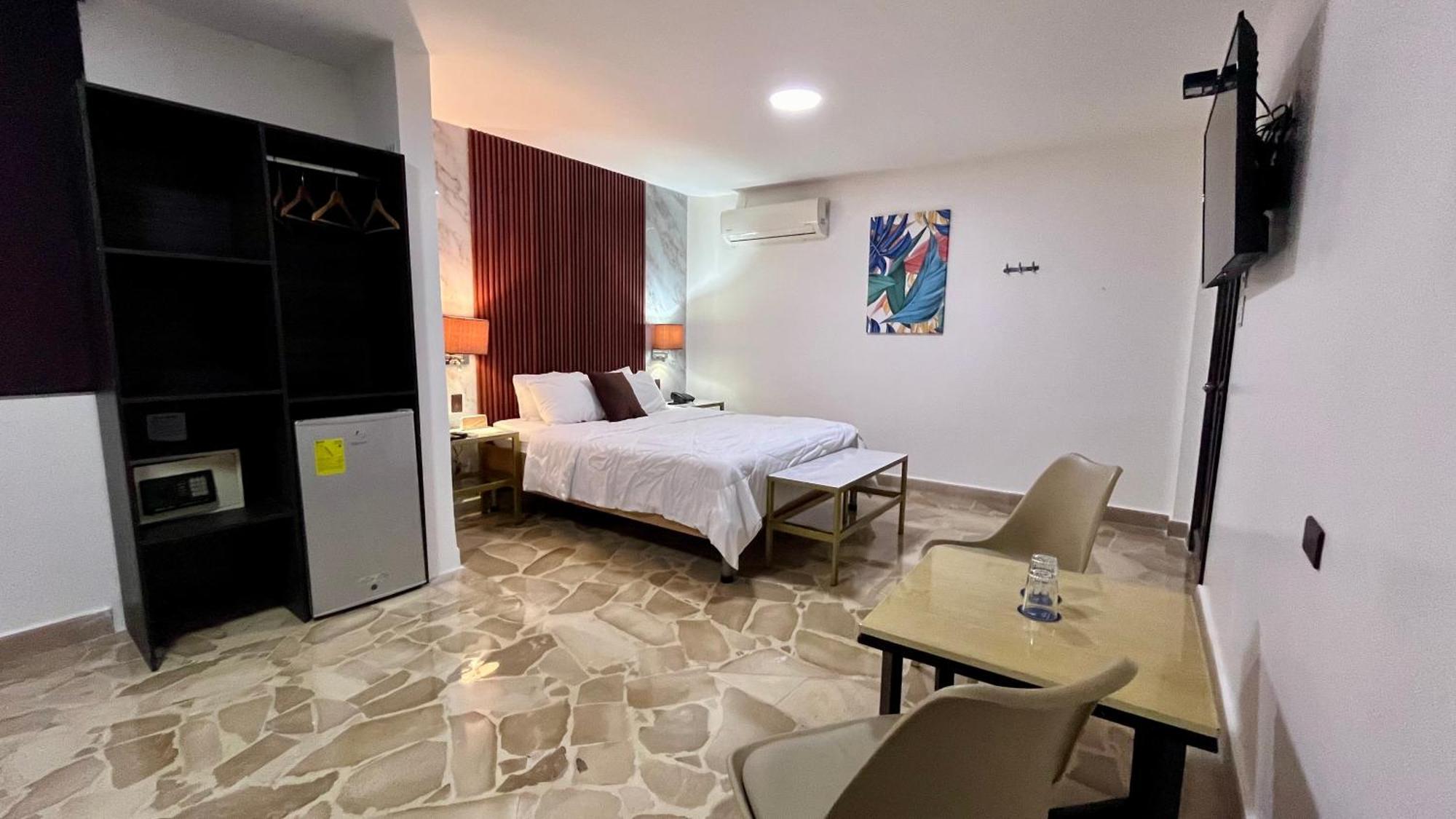 Hotel Varadero Internacional Guayaquil Exteriör bild