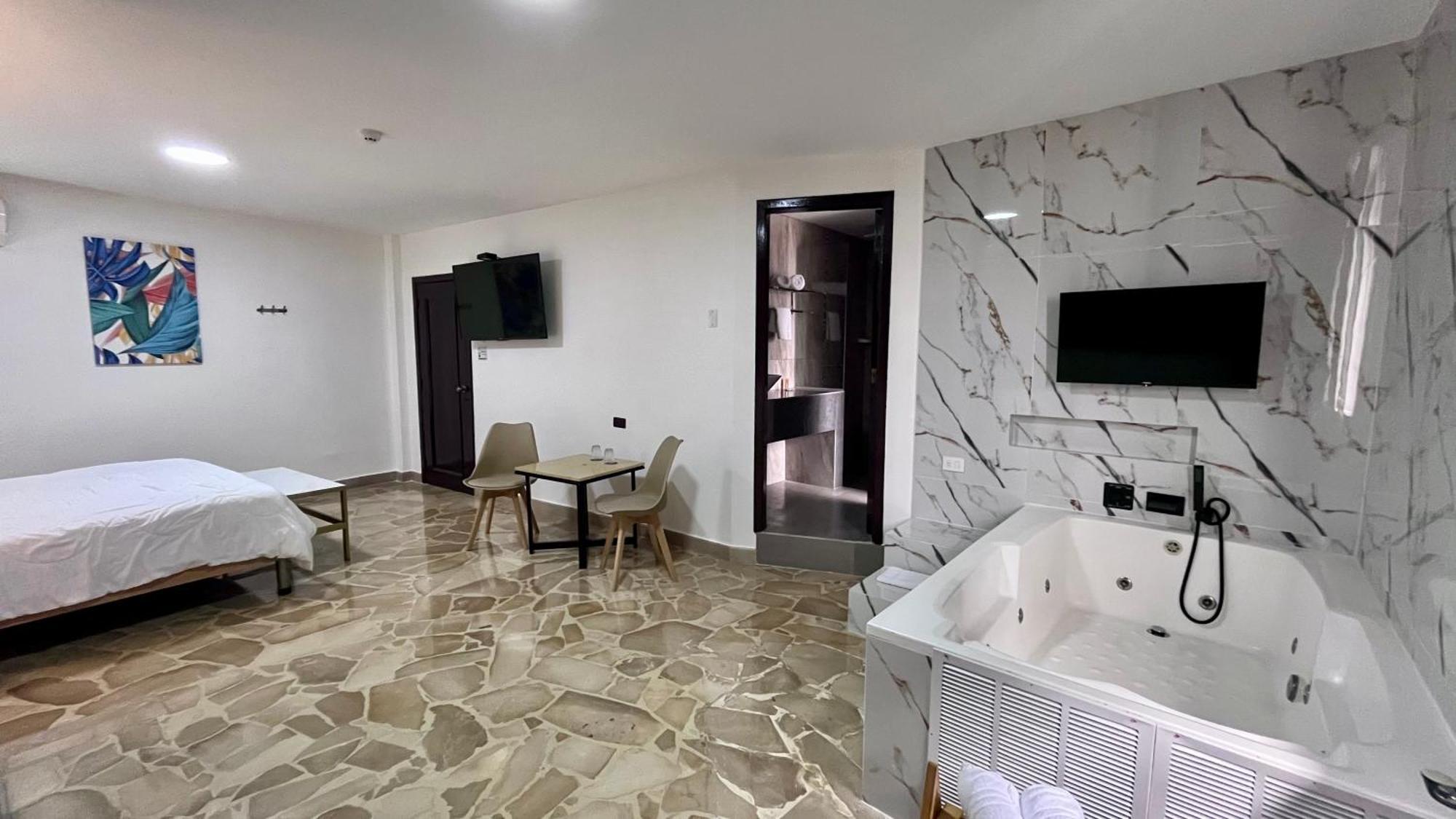 Hotel Varadero Internacional Guayaquil Exteriör bild