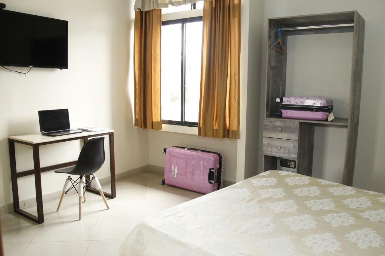 Hotel Varadero Internacional Guayaquil Exteriör bild
