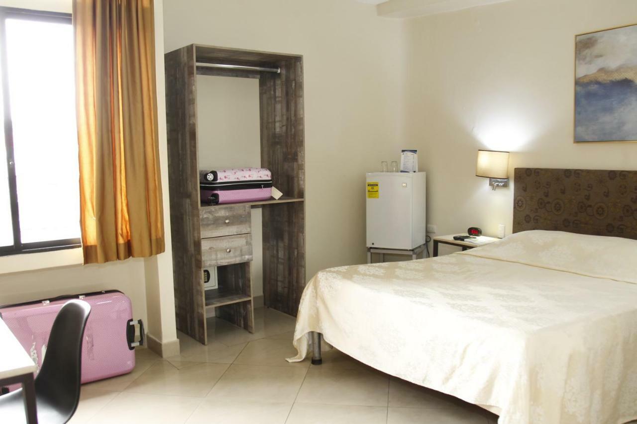 Hotel Varadero Internacional Guayaquil Exteriör bild